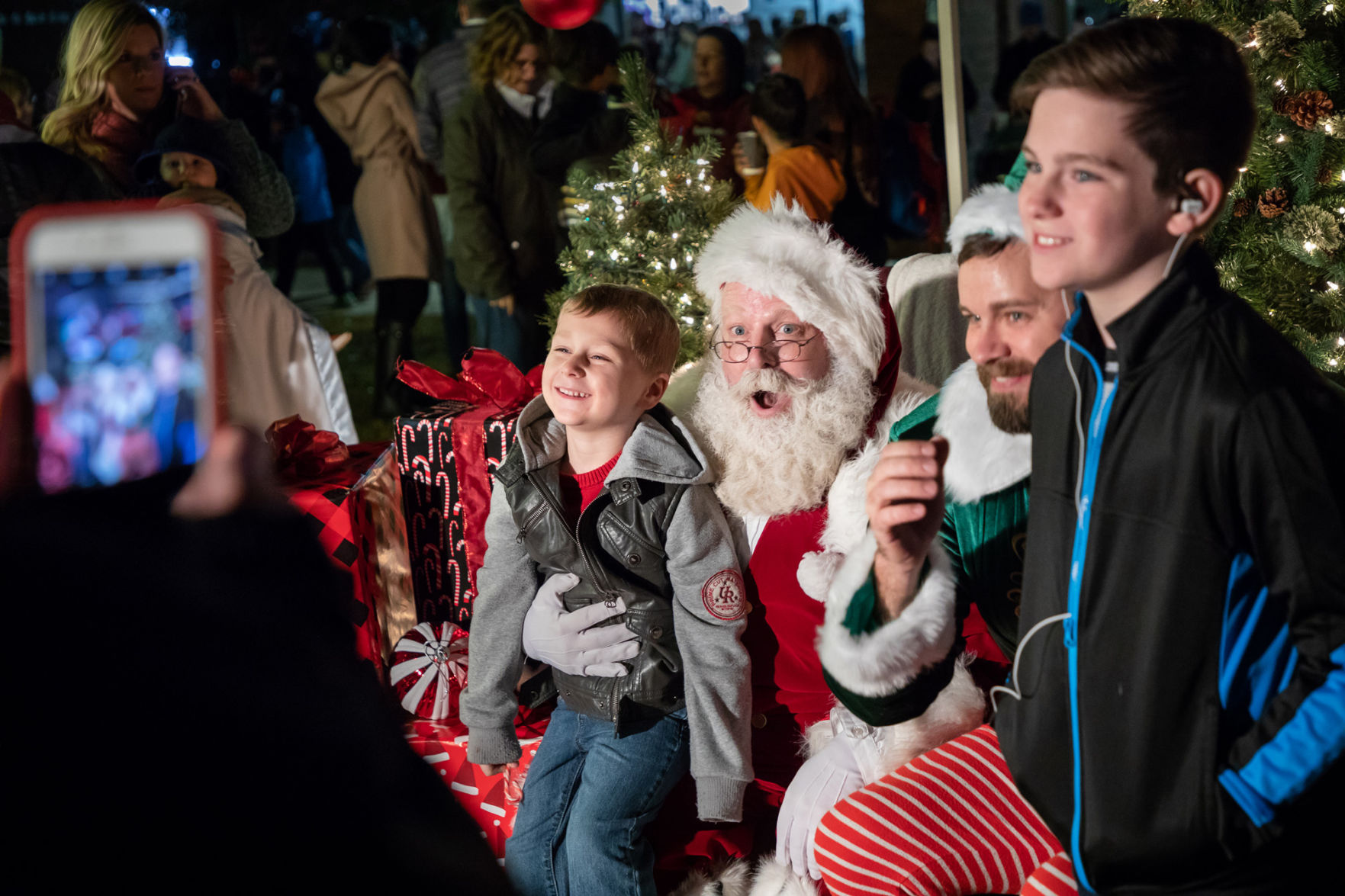 TREE LIGHTING 2.jpg